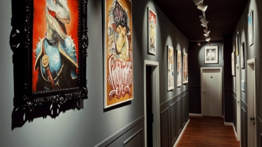 "Tattoo Highlights" gibt es erst seit 2023: Das junge Studio in Hamburg-Borgfelde, wenige Gehminuten vom Berliner Tor, hat sich schnell einen Namen gemacht © Tattoo Highlights, Foto 18: © Pascal Kerouche