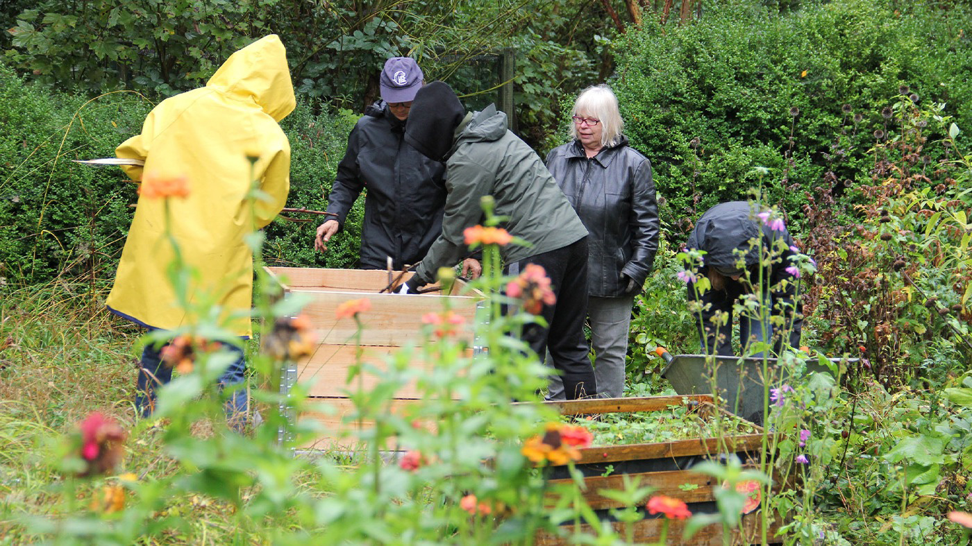 Ehrenamtlicher Mitmach-Garten auf Gut Karlshöhe