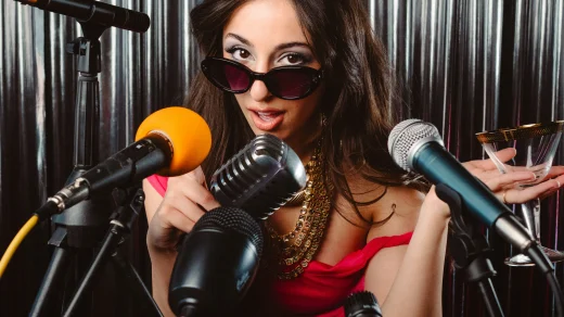 „Mehr als ein Buch Tour“ mit Gizem Celik im KENT Club